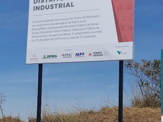 Placa da obra do Distrito Industrial - Agosto de 2024
