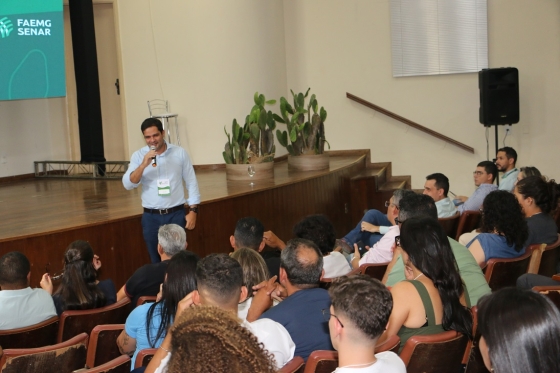 Técnicos fazem palestras durante evento do Palmatech 2023 em Montes Claros