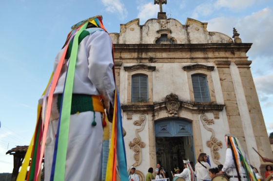 Celebração Grupo de Folias no Recebimento da Imagem de São benedito em Lobo Leite