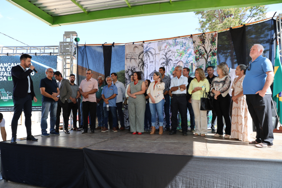 Evento de lançamento das obras na LMG-762 em Abaeté