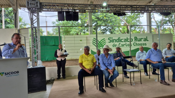 Secretário Thales Fernandes participa da solenidade de posse da diretoria da Asprovales, em Carlos Chagas