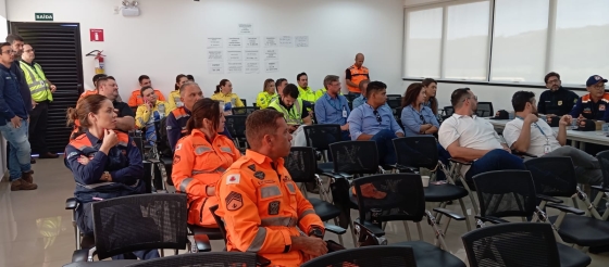 Autoridades se reúnem para a realização do simulado 