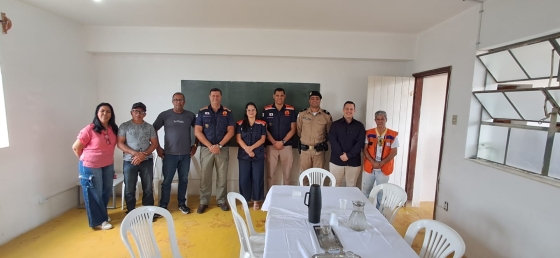 Reunião com COMPDEC de Machacalis