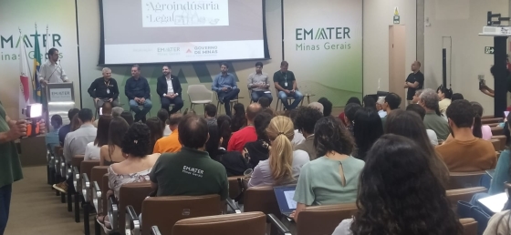 Cerca de 150 pessoas participaram do evento