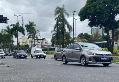 Trânsito de carros