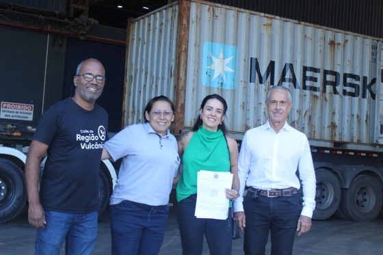 Foto da equipe que atuou na exportação do café com o Selo Verde