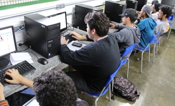 Campus forma doze novos Técnicos em Tradução e Interpretação de