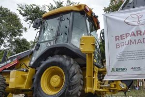 Municípios atingidos por rompimento da Vale em Brumadinho começam a receber máquinas para recuperação de estradas