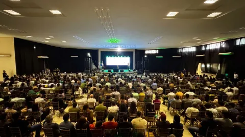 O evento reuniu cerca de 800 pequenos e médios produtores