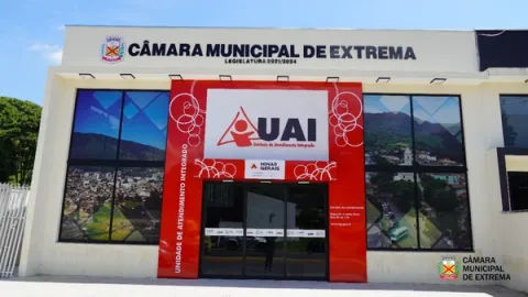 Fachada UAI Extrema